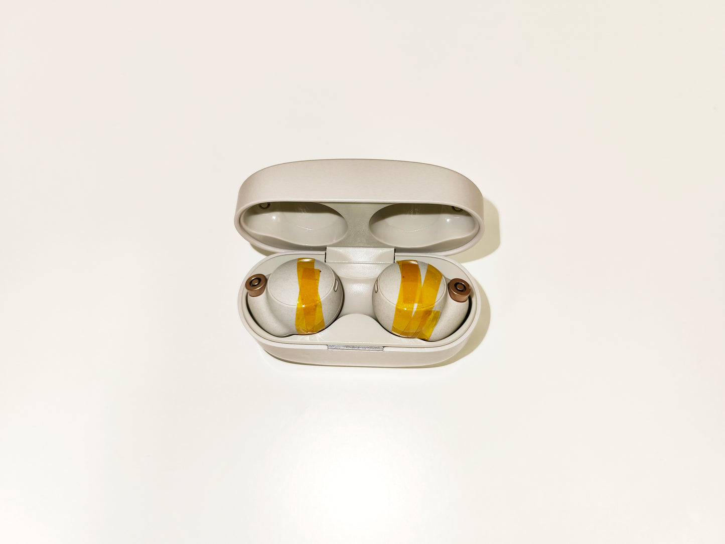 [Refurbished Very Good] Sony WF-1000XM4 Noise Cancelling Wireless Earbuds White