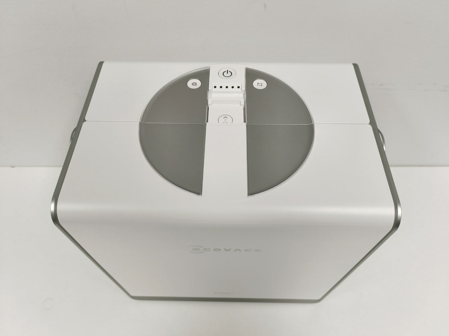 [Refurbished Excellent] Ecovacs Winbot W2 Pro Omni Robotic Window Cleaner