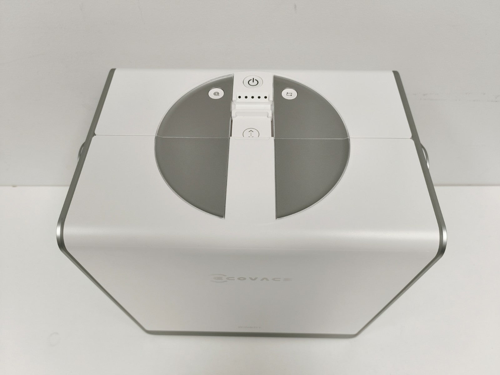 [Refurbished Excellent] Ecovacs Winbot W2 Pro Omni Robotic Window Cleaner