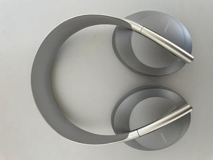 【Refurbished Excellent】Bose Noise-Canceling Headphones 700 - Silver